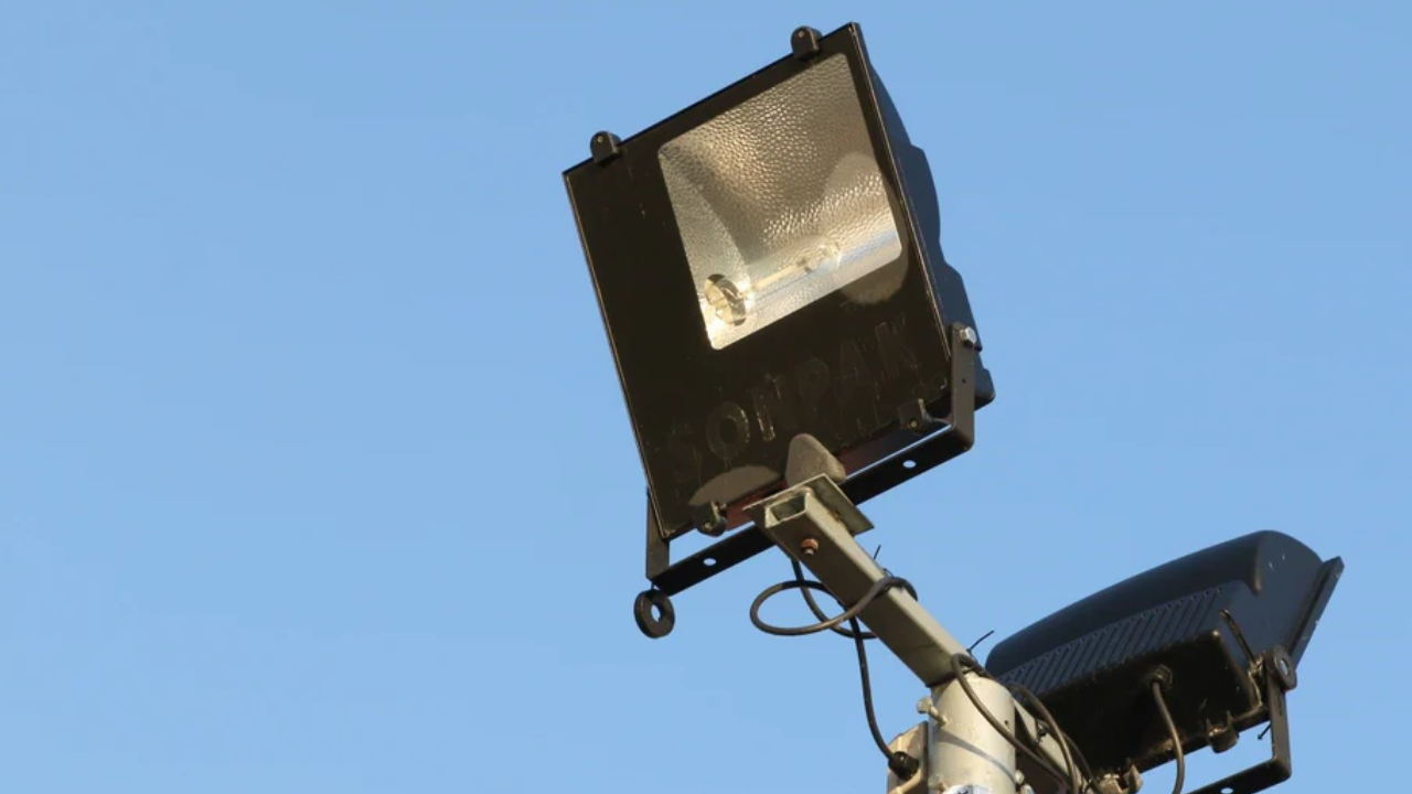 What Are The Key Factors To Consider When Designing Sports Lighting?